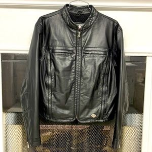 EUC Women’s Harley-Davidson jacket.  Sz Lg.